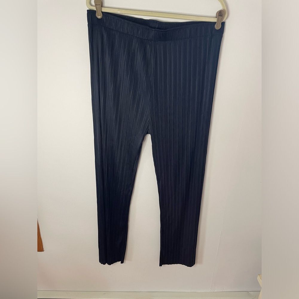 New Nanette Lepore navy relaxed pants. Size XL